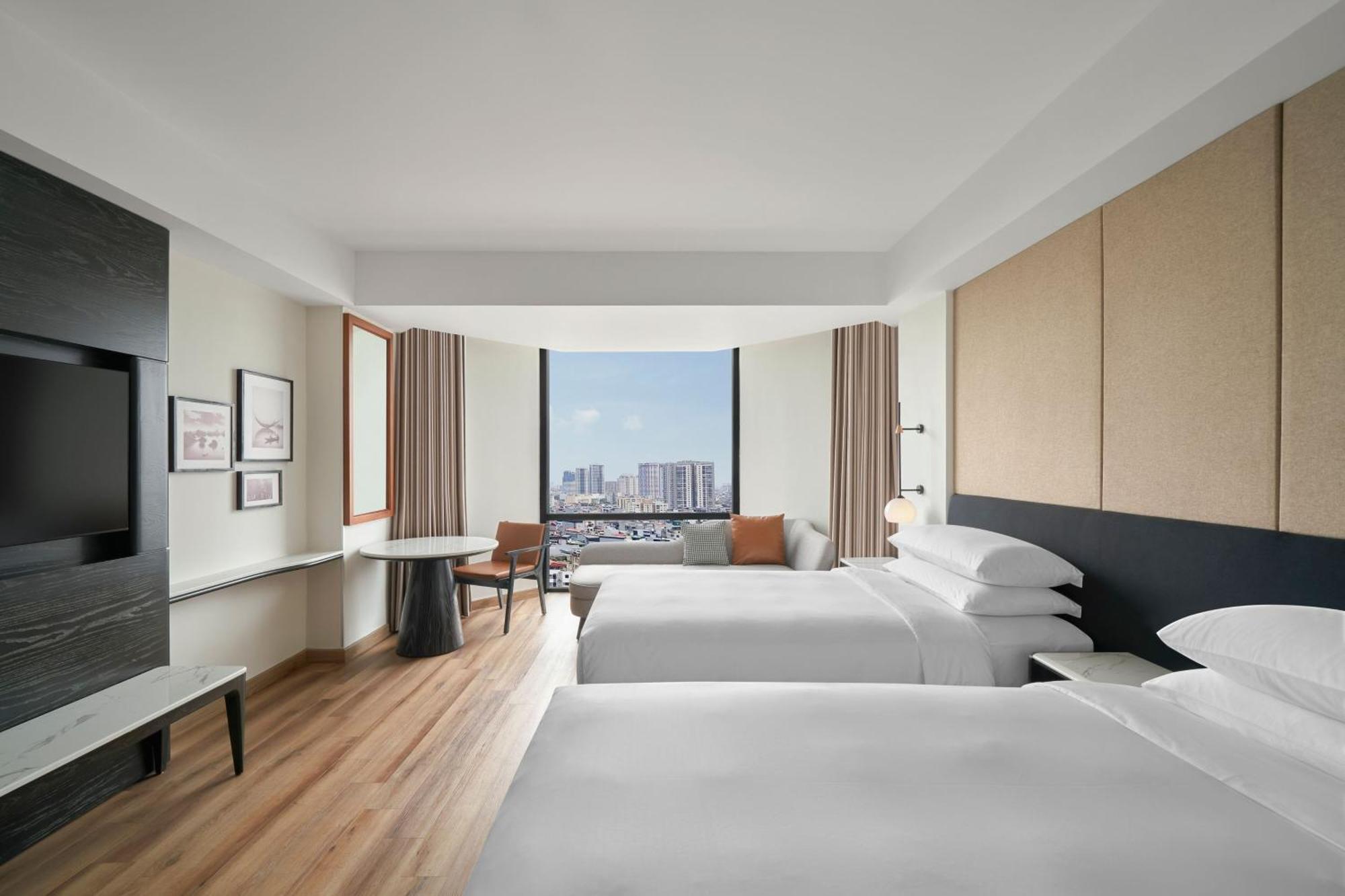 Sheraton Hanoi West Экстерьер фото