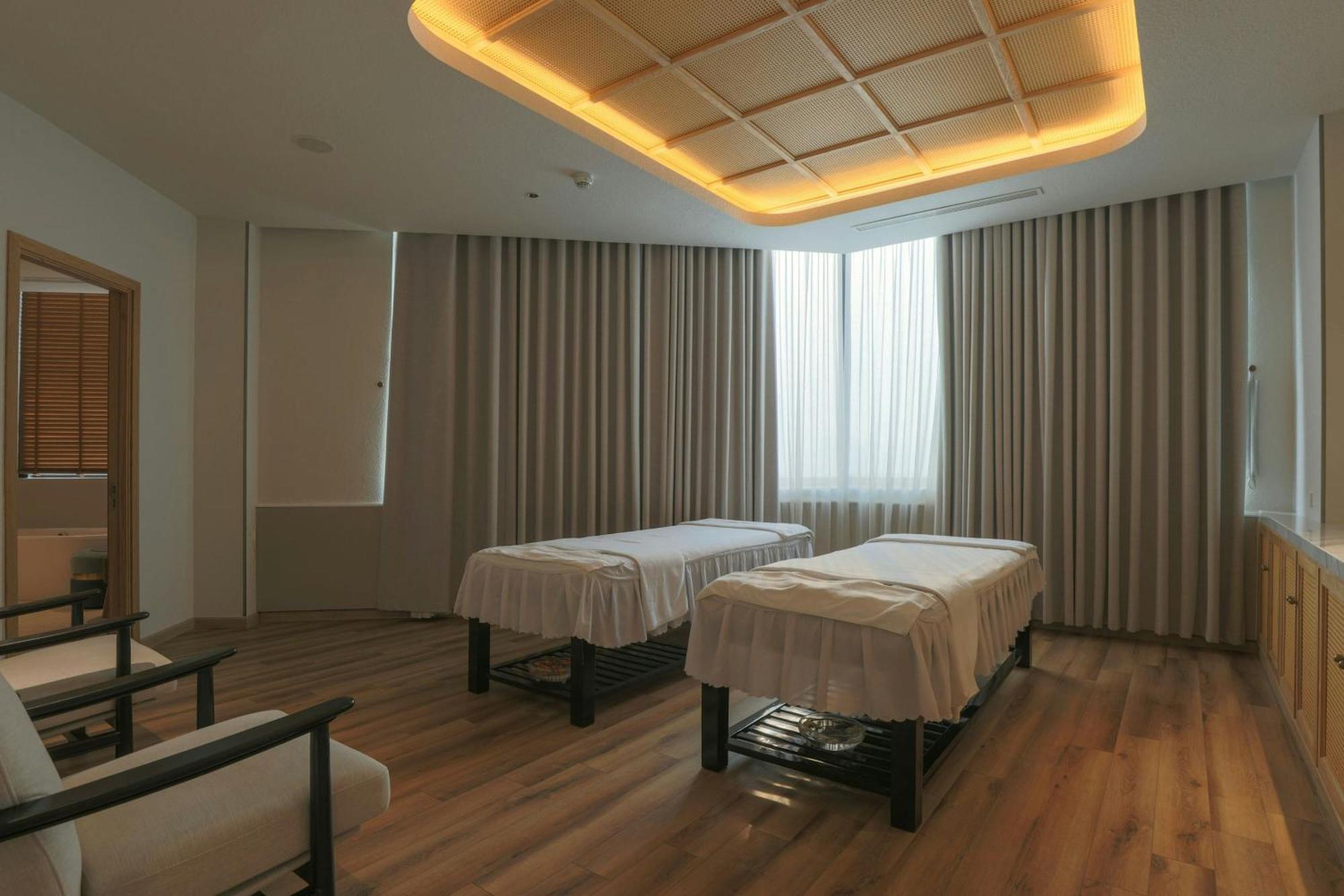 Sheraton Hanoi West Экстерьер фото
